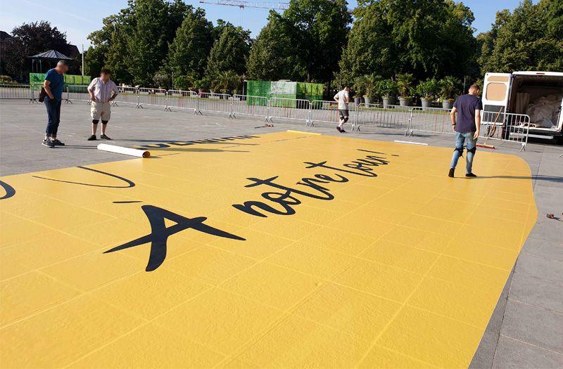 Maillot jaune géant