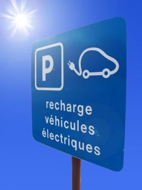 Colmar - Panneau-recharge-vehicules-electriques.jpg Colmar - Panneau-recharge-vehicules-electriques.jpg
