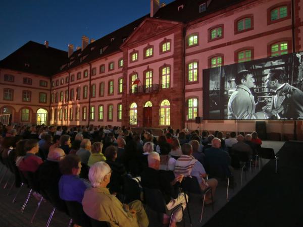 Cinéma de plein air de Colmar - Crédit photo : Jean-Marc Hédoin / Pictural / Mairie de Colmar