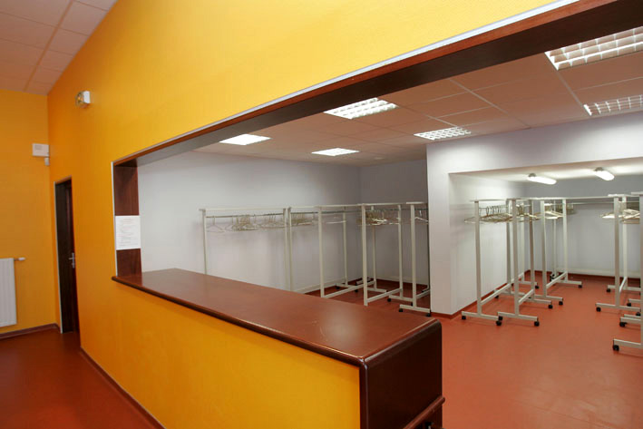 Colmar - salle-familles-vestiaire.jpg